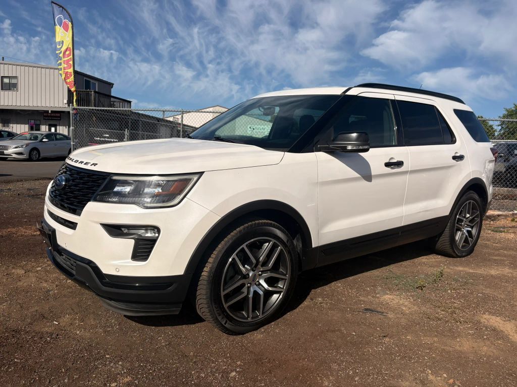 2018 FORD Explorer