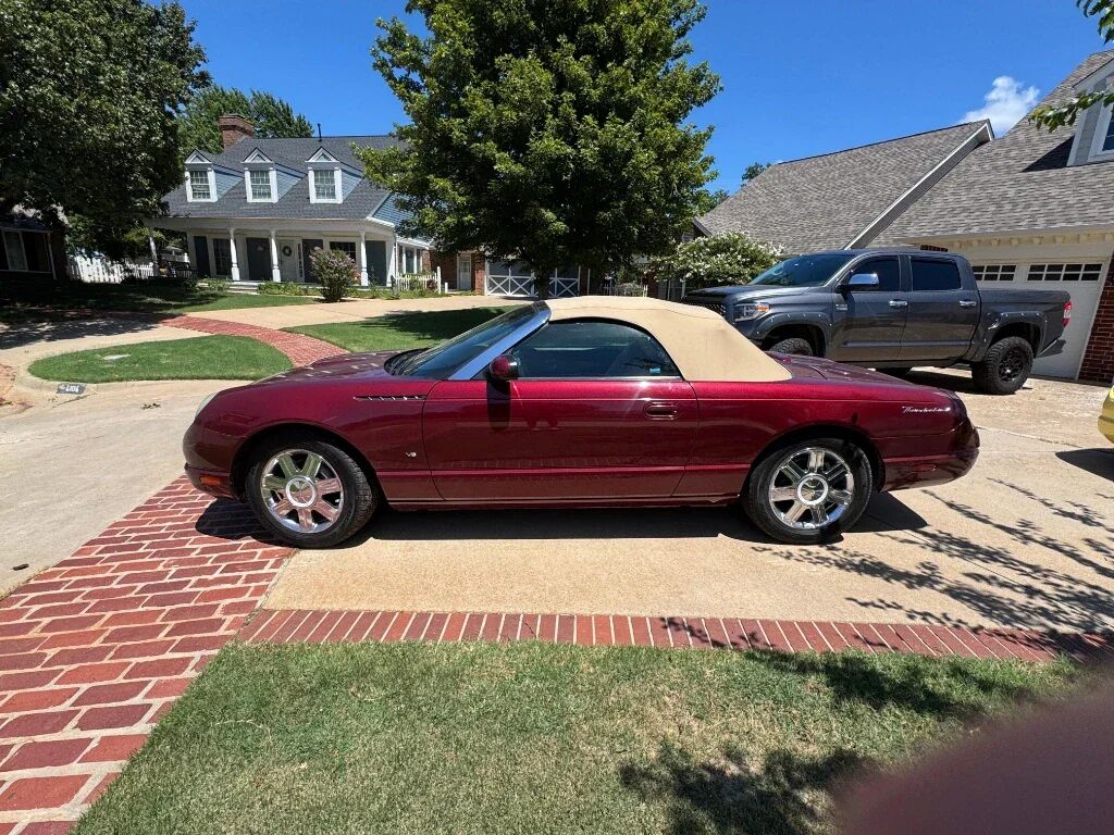 2004 FORD Thunderbird