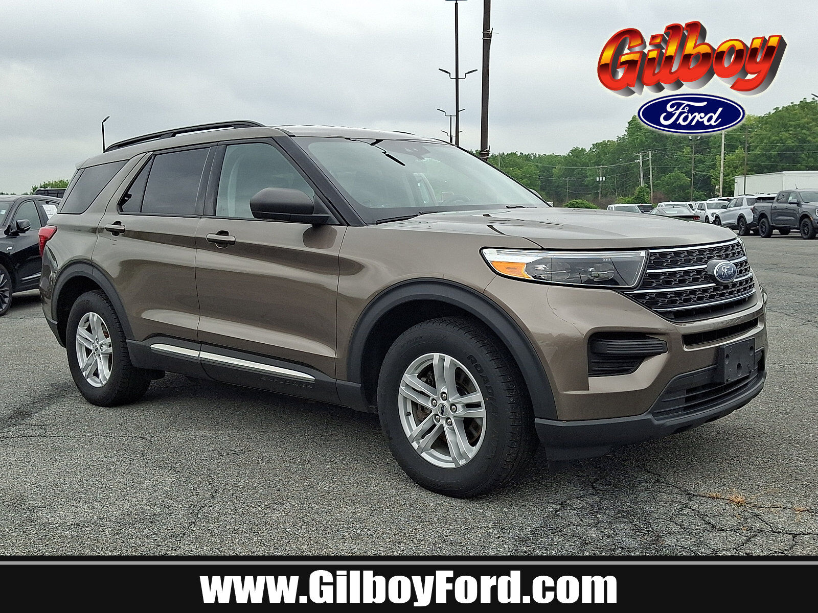 2021 FORD Explorer