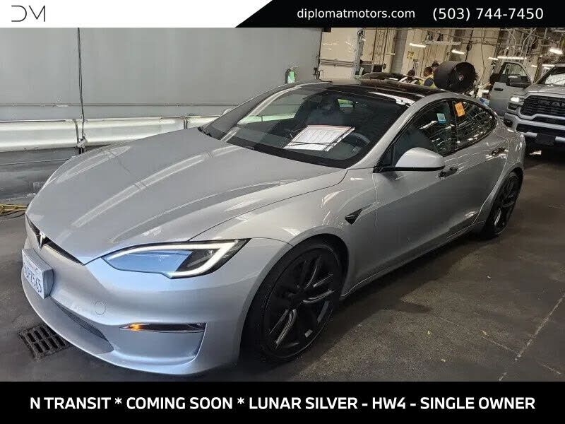 2025 TESLA Model S