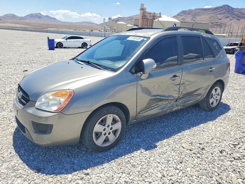 2010 KIA Rondo