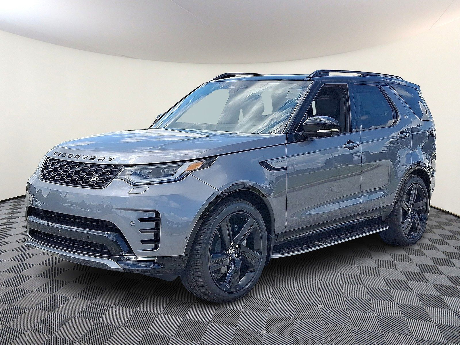 2026 LAND ROVER Discovery