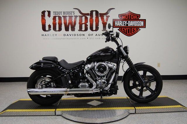 2025 HARLEY-DAVIDSON Street Bob