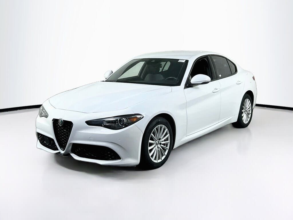 2022 ALFA ROMEO Giulia