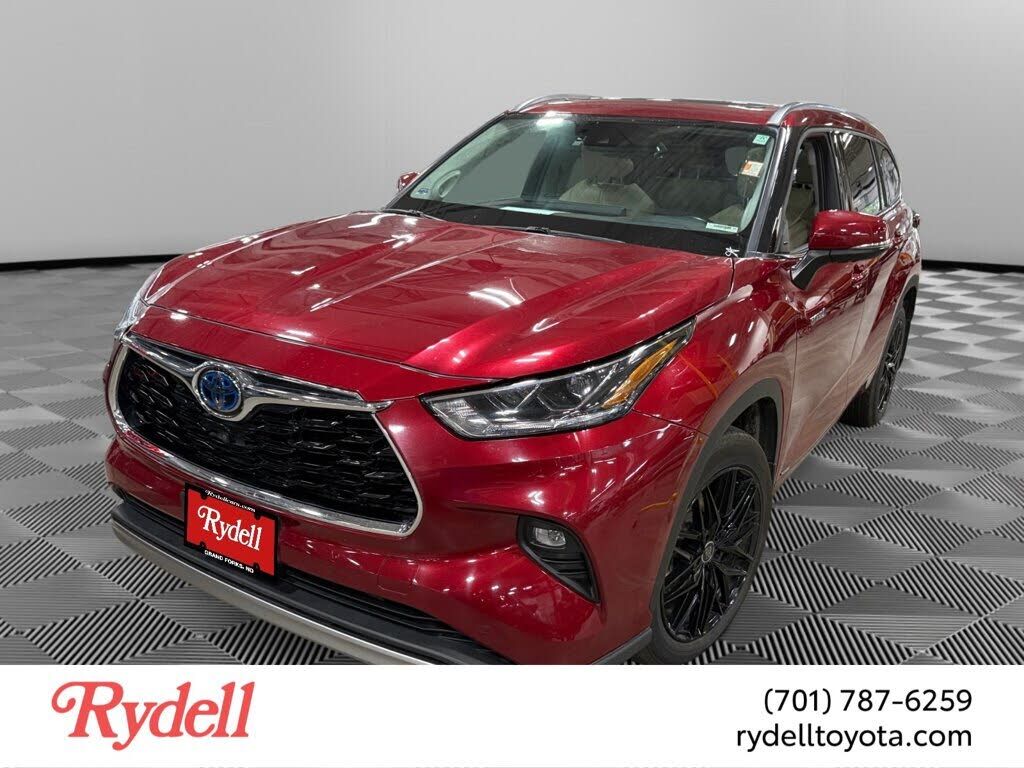 2021 TOYOTA Highlander
