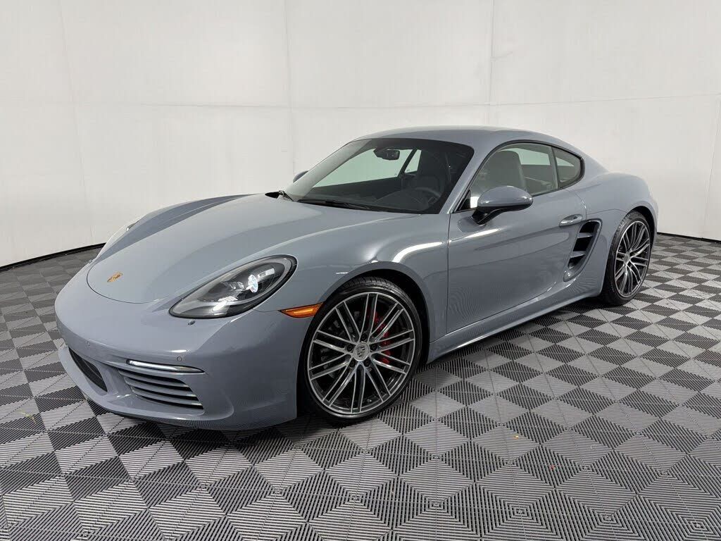 2024 PORSCHE 718