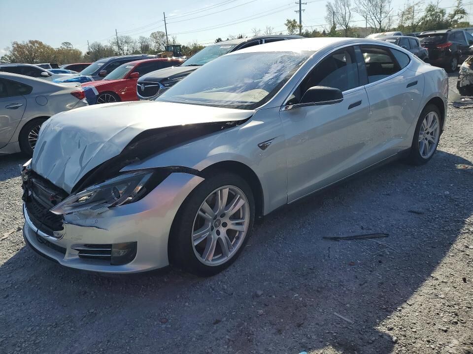2014 TESLA Model S