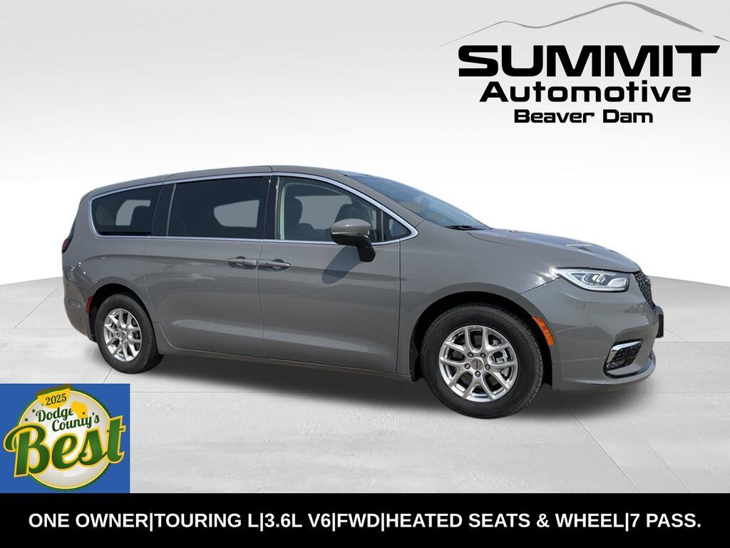 2023 CHRYSLER Pacifica