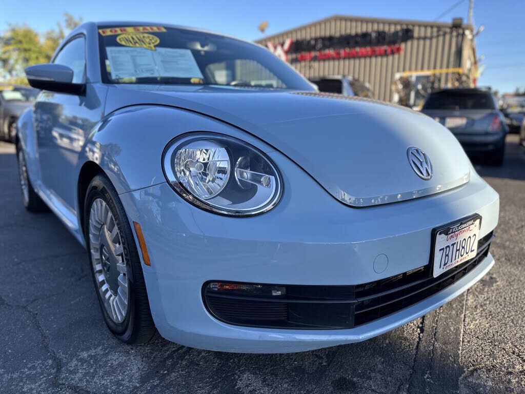 2014 VOLKSWAGEN Beetle