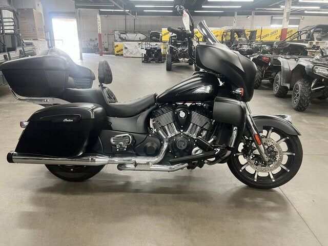 2020 INDIAN MOTORCYCLE Roadmaster Dark Horse