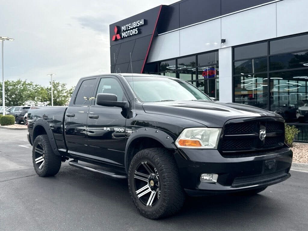 2012 DODGE Ram