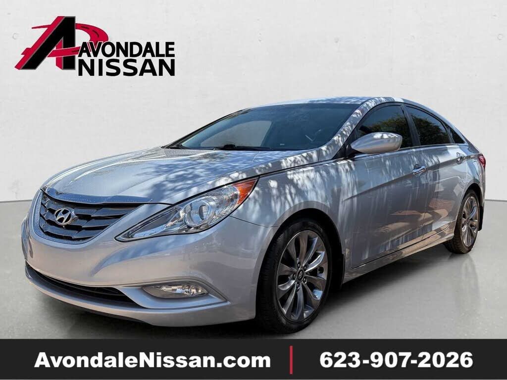 2011 HYUNDAI Sonata