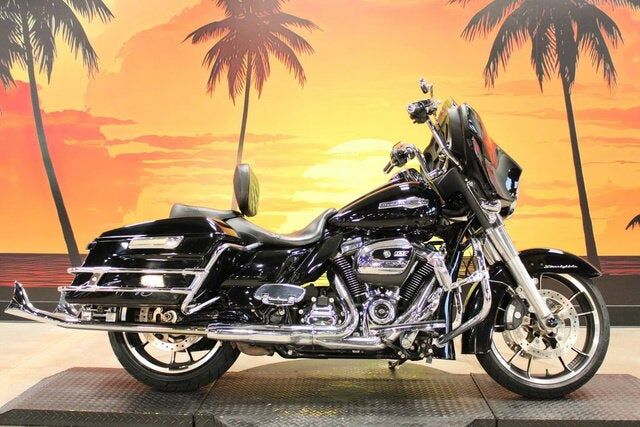 2021 HARLEY DAVIDSON FLHX / Street Glide