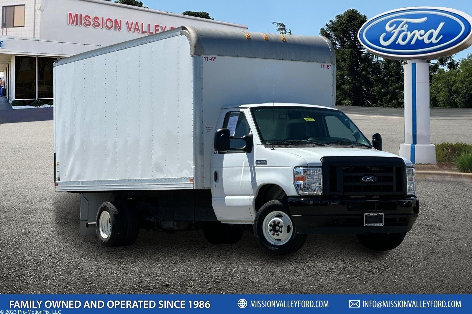 2022 FORD E-450