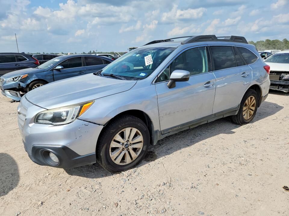 2015 SUBARU Outback