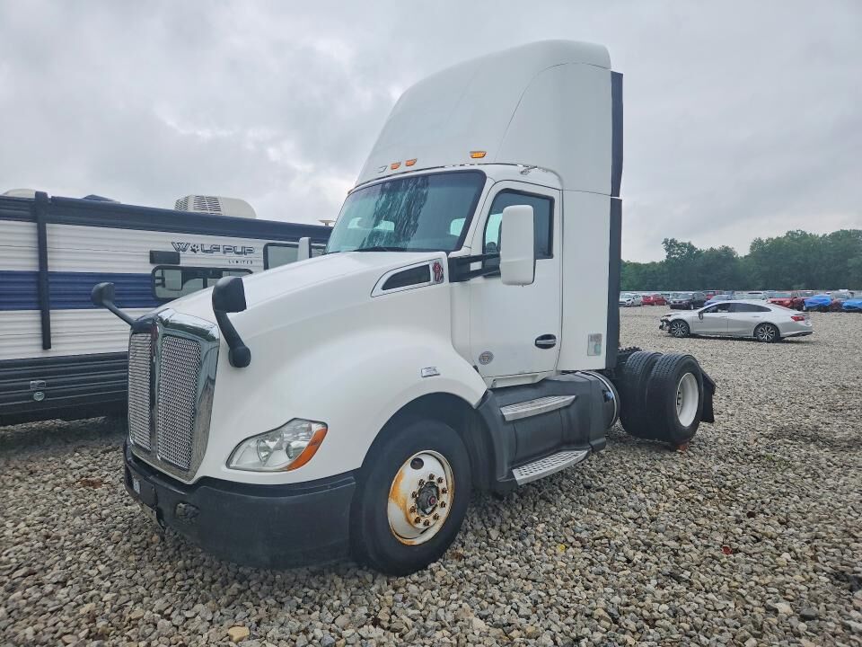 2016 KENWORTH T680
