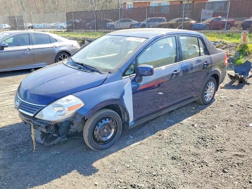 2009 NISSAN Versa