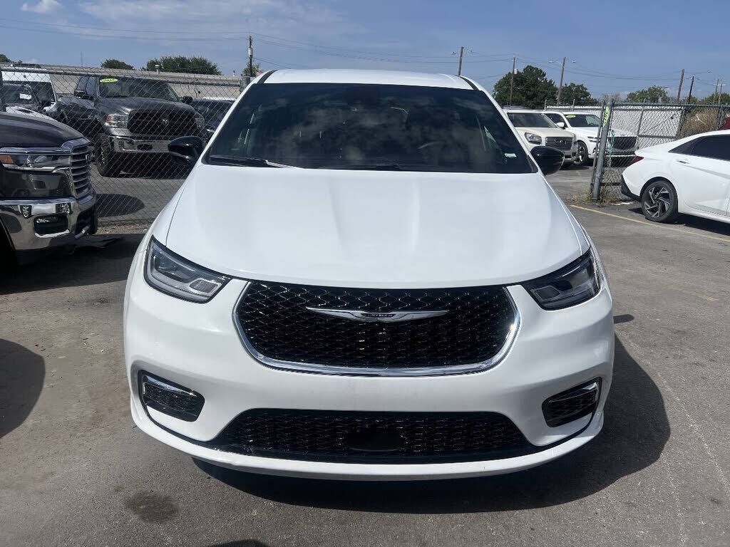 2025 CHRYSLER Pacifica