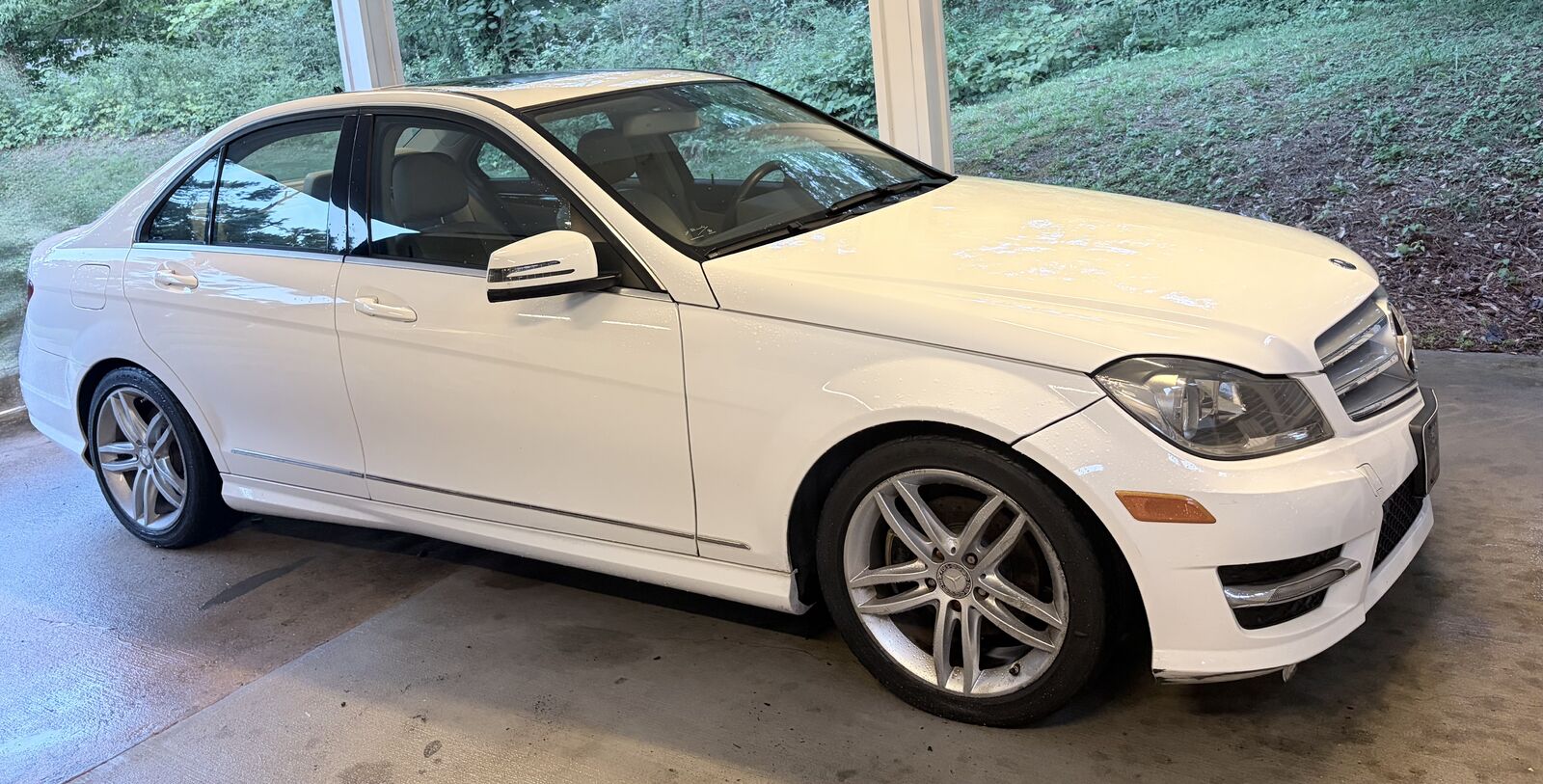 2013 MERCEDES-BENZ C-Class