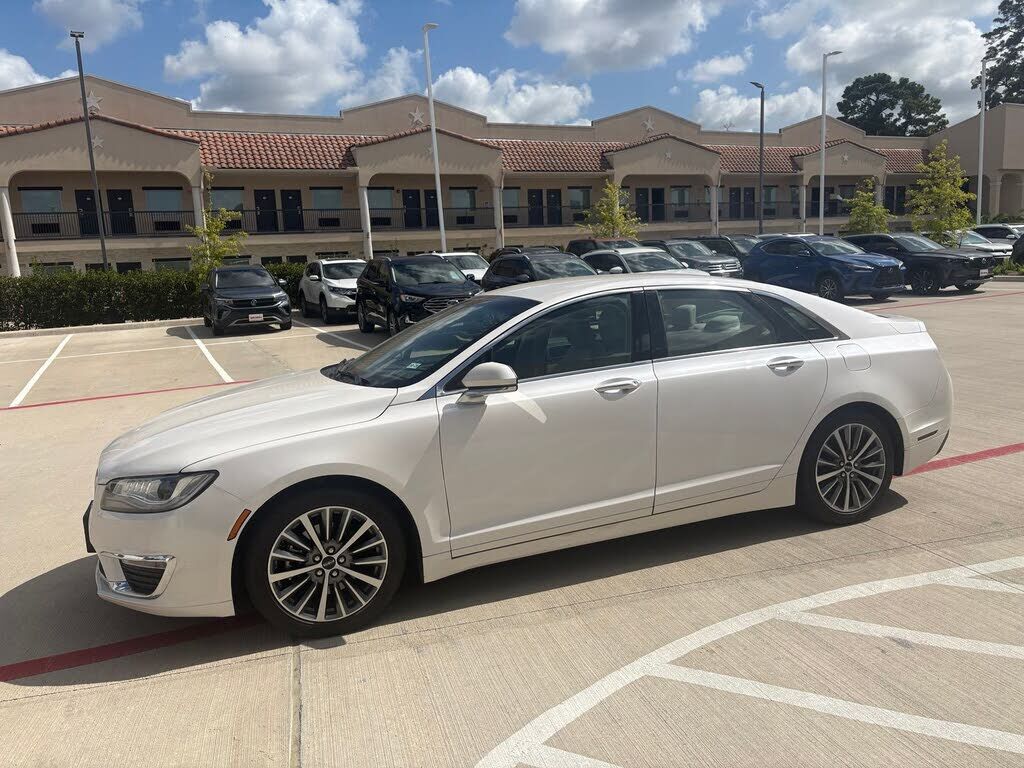 2019 LINCOLN MKZ