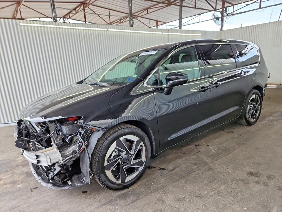 2027 CHRYSLER Pacifica