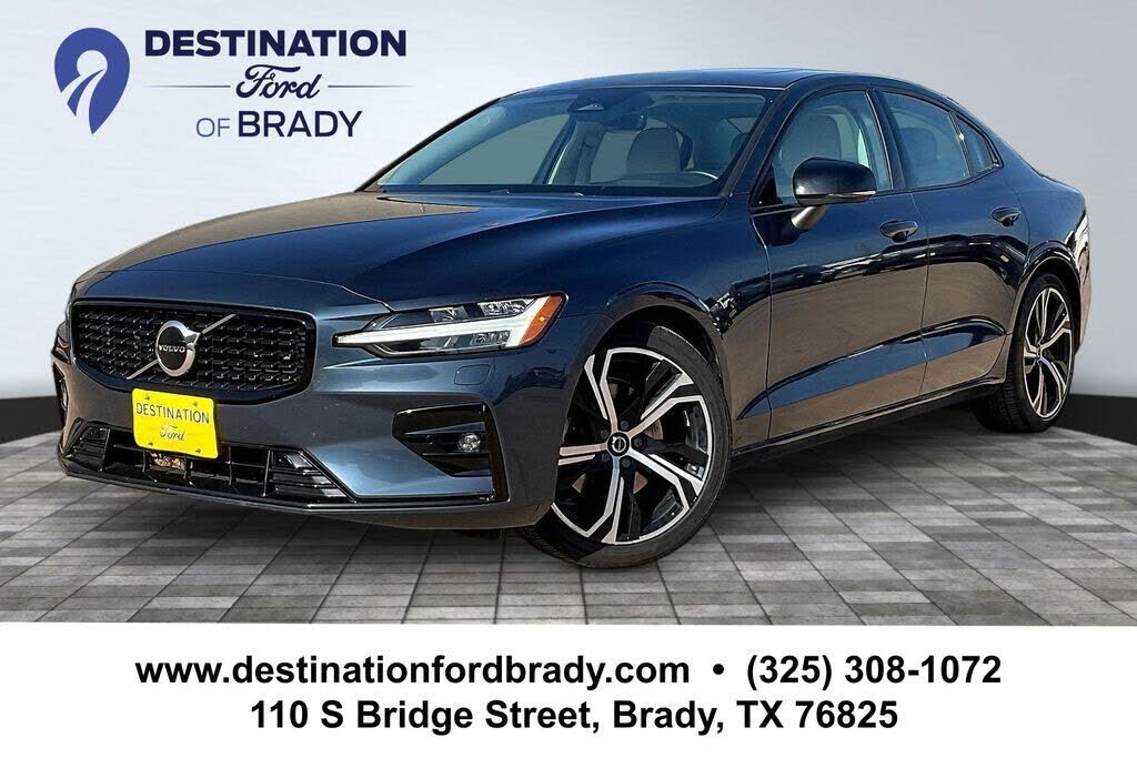 2024 VOLVO S60