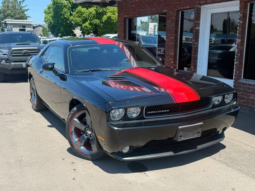 2012 DODGE Challenger