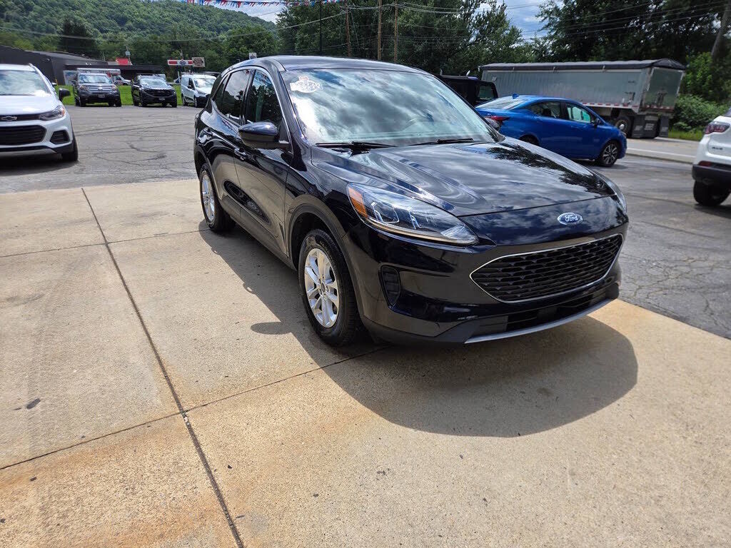 2021 FORD Escape