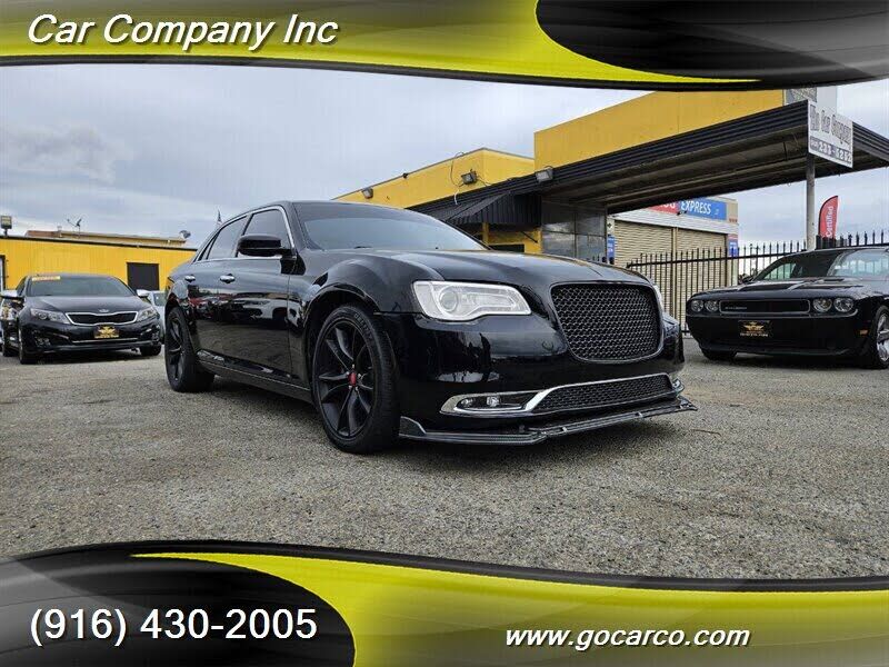 2016 CHRYSLER 300