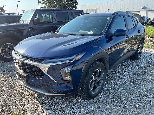 2024 CHEVROLET Trax