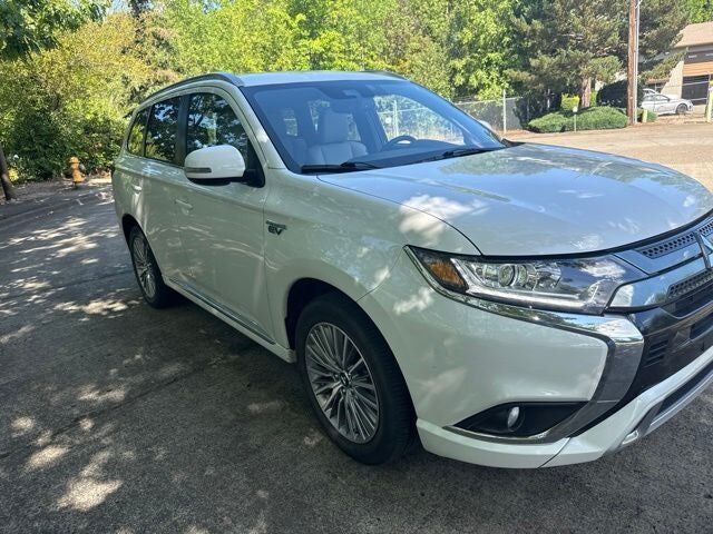 2022 MITSUBISHI Outlander