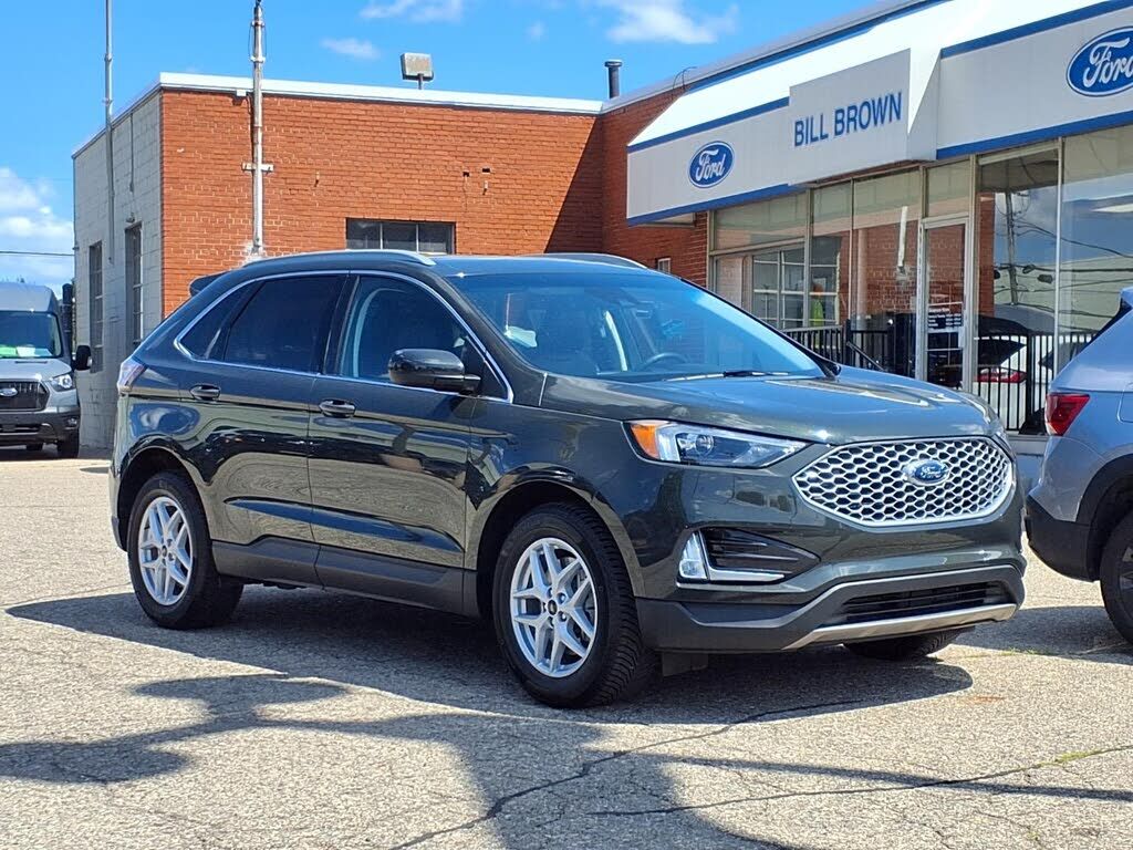 2023 FORD Edge
