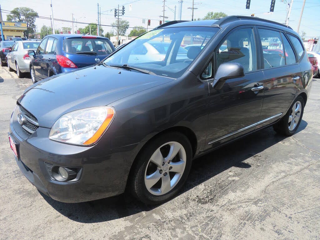 2008 KIA Rondo