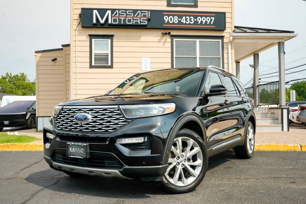 2021 FORD Explorer