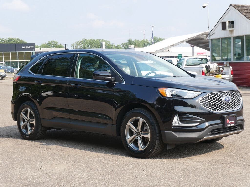 2024 FORD Edge