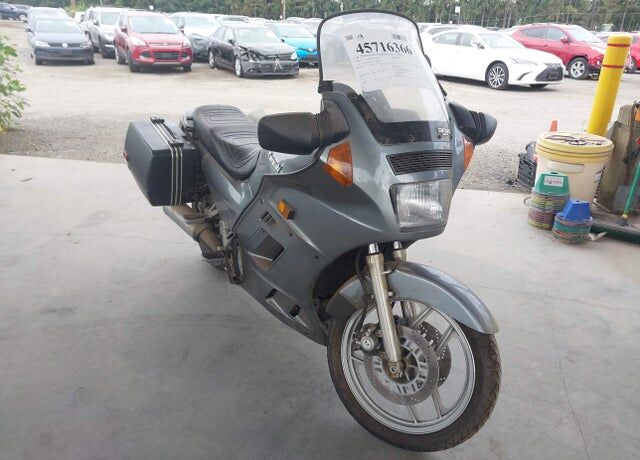 1986 KAWASAKI CONCOURS