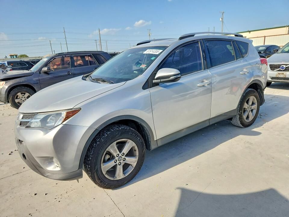 2015 TOYOTA RAV4
