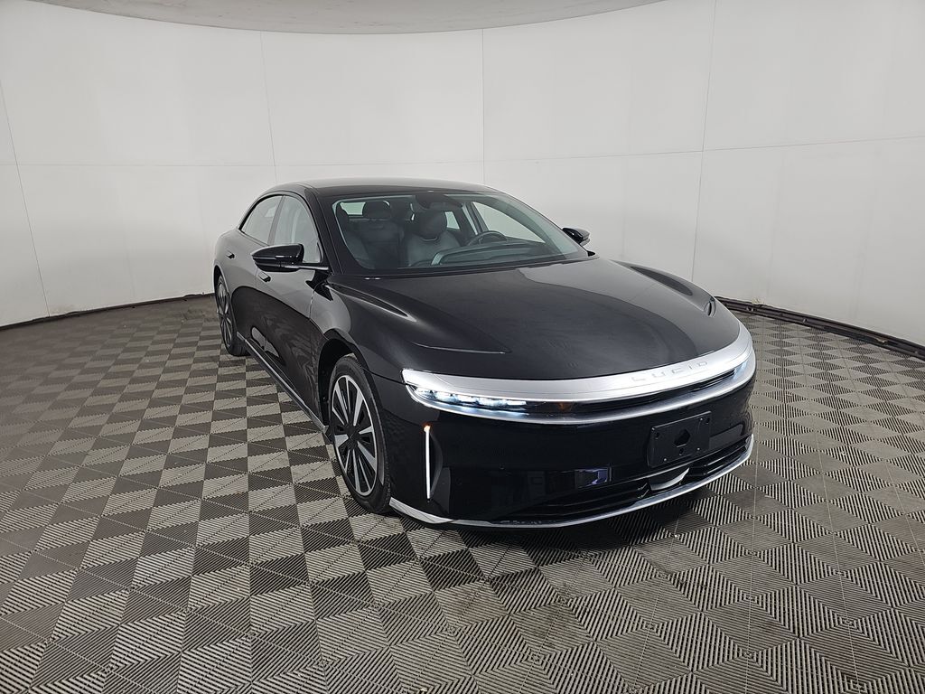 2025 LUCID Air