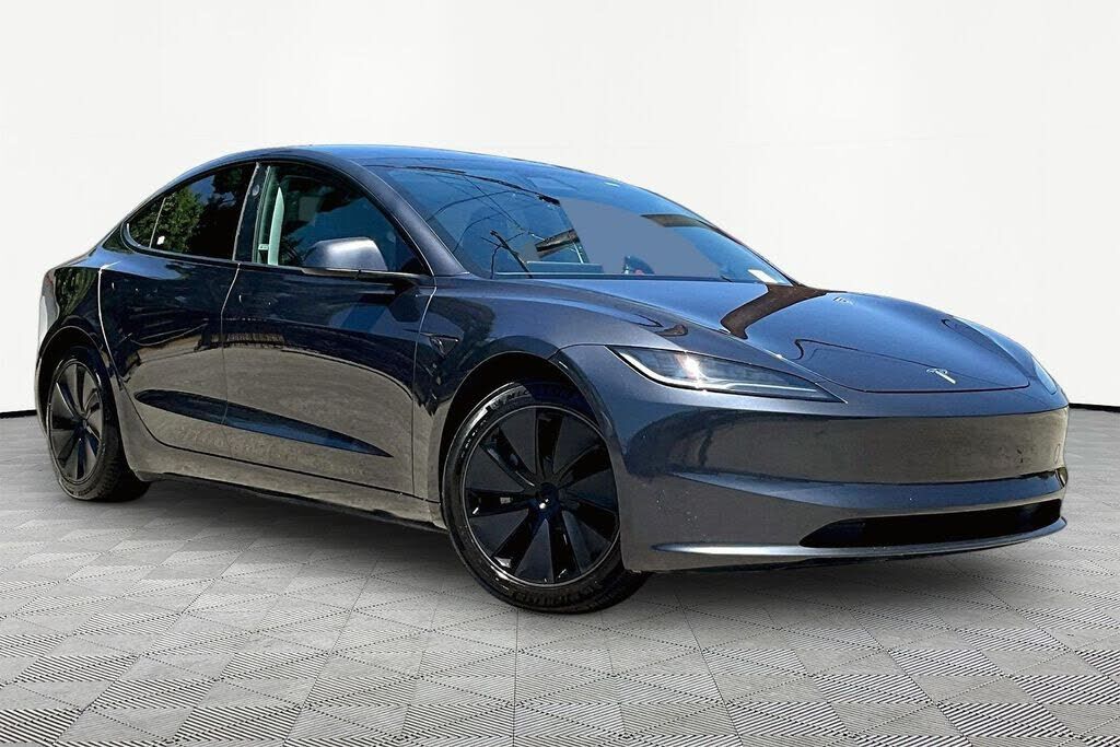 2024 TESLA Model 3