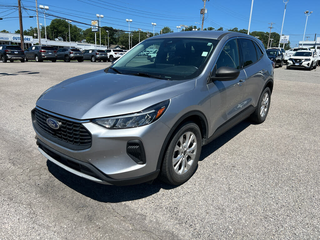 2023 FORD Escape