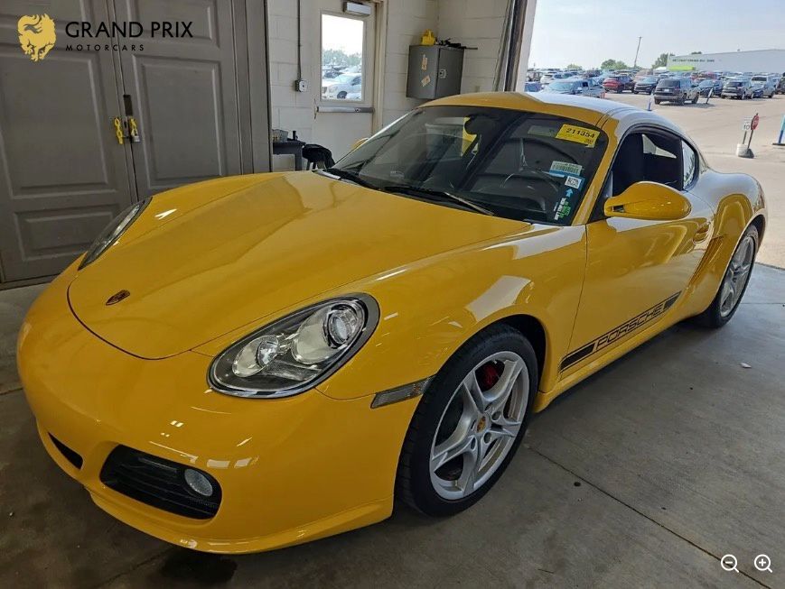 2011 PORSCHE Cayman