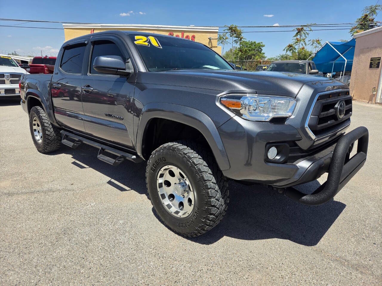 2021 TOYOTA Tacoma
