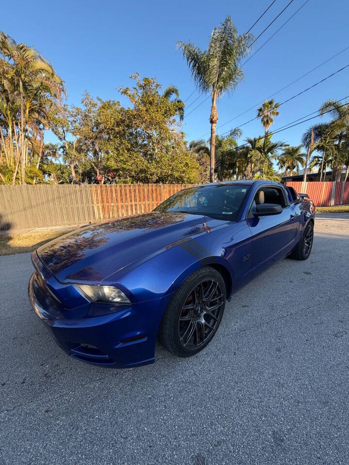 2014 FORD Mustang