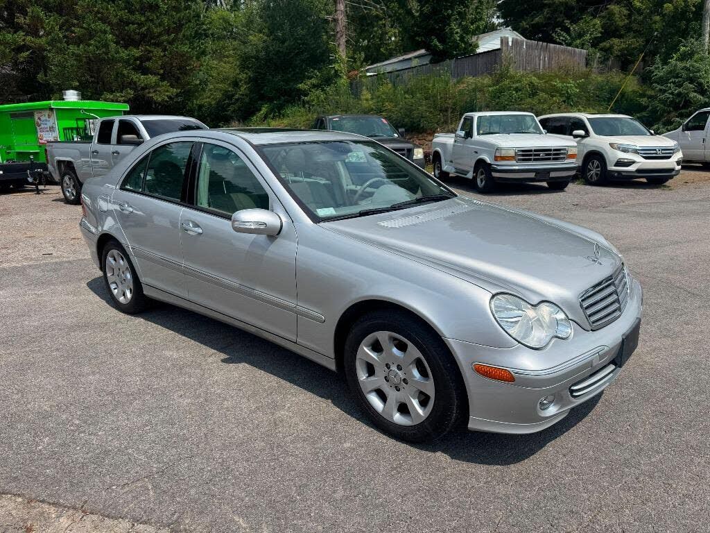 2005 MERCEDES-BENZ C-Class