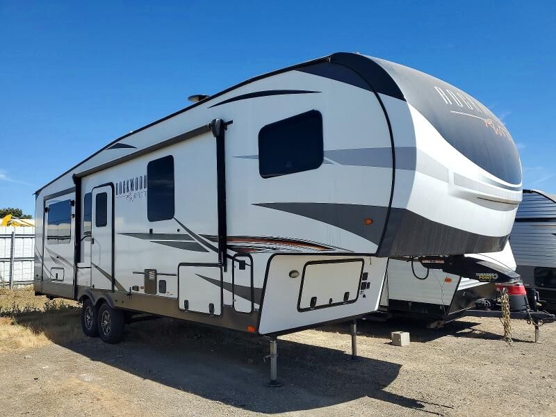 2021 FOREST RIVER Real-lite / Rockwood Lite Weight Trailers