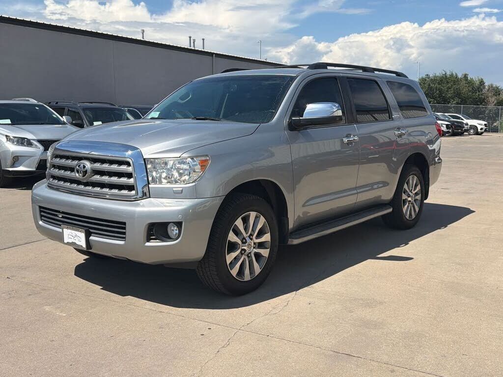 2016 TOYOTA Sequoia
