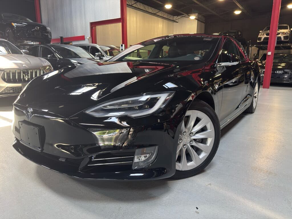 2020 TESLA Model S