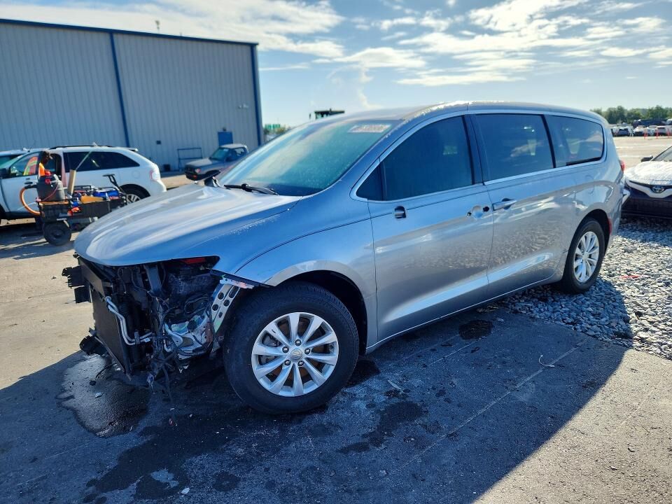 2019 CHRYSLER Pacifica