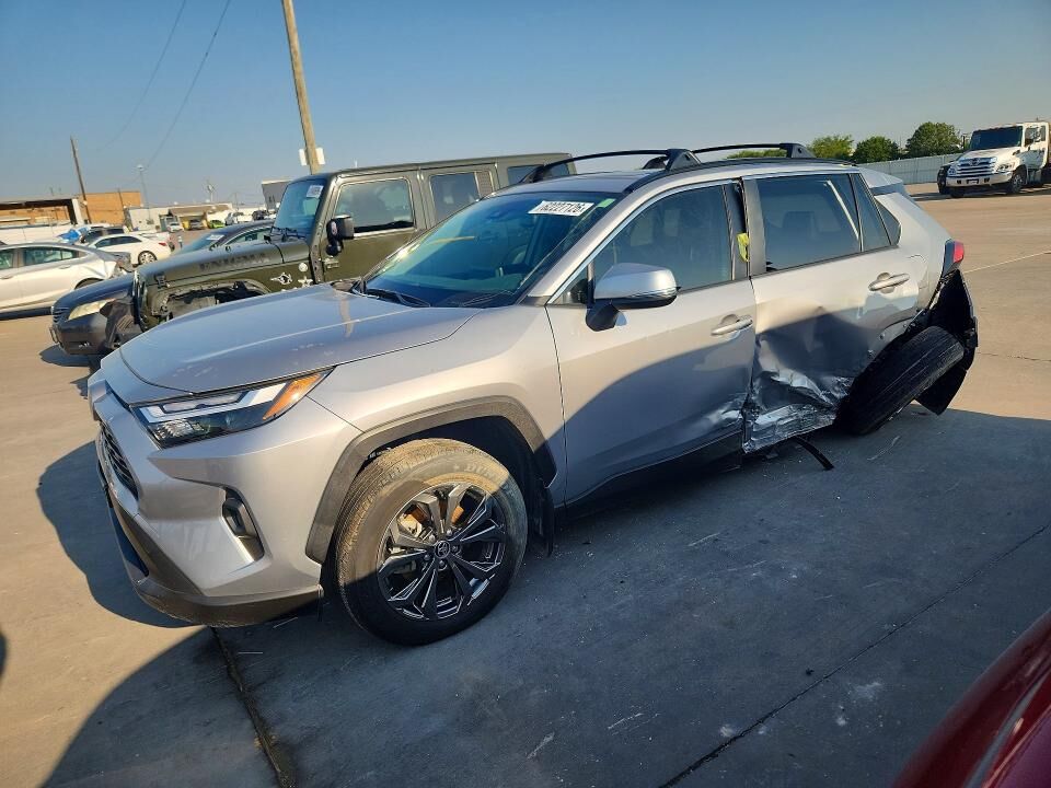 2024 TOYOTA RAV4
