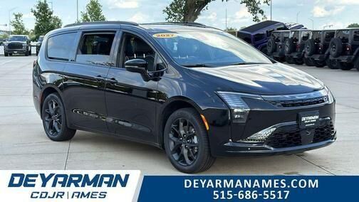 2027 CHRYSLER Pacifica